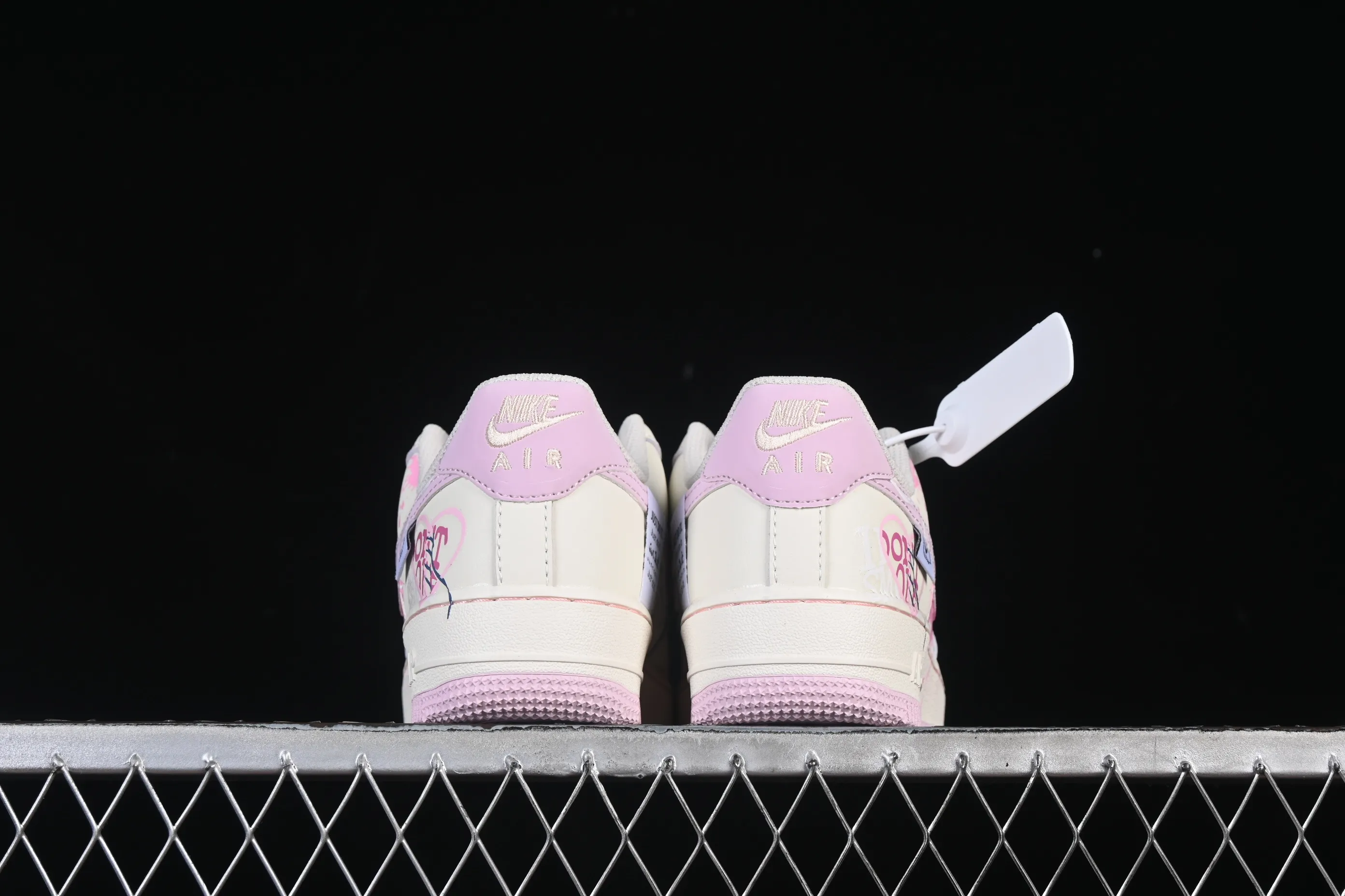 All Categories Nk Air Force 1 Air Force Series Nk Air Force 1 Low Air Force Low Nike Air Force 1'07 Low "Purple Pink Sweet Painting" Hand-painted graffiti Purple Pink Sweet Painting Air Force One Low-top casual sneakers FB1839-122